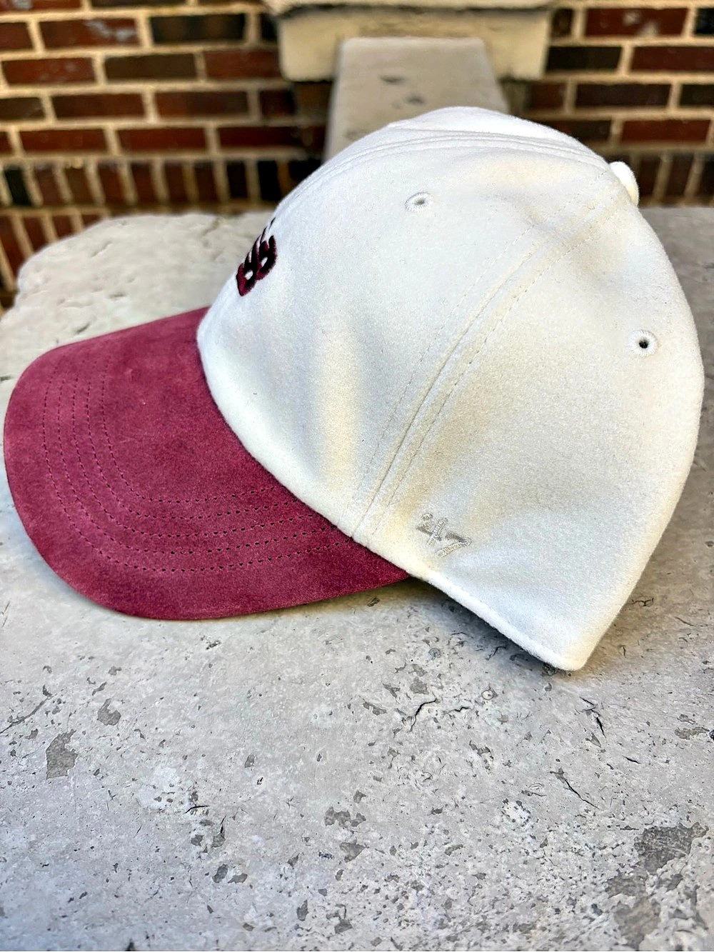 New Balance 47 Clean Up Two-Tone Adjustable Hat - Picture 2 of 3